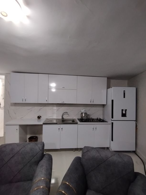 آپارتمان یک خوابه جمشیدیه نیاوران 3