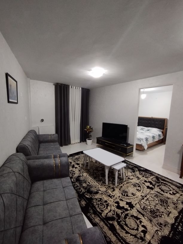 آپارتمان یک خوابه جمشیدیه نیاوران 3