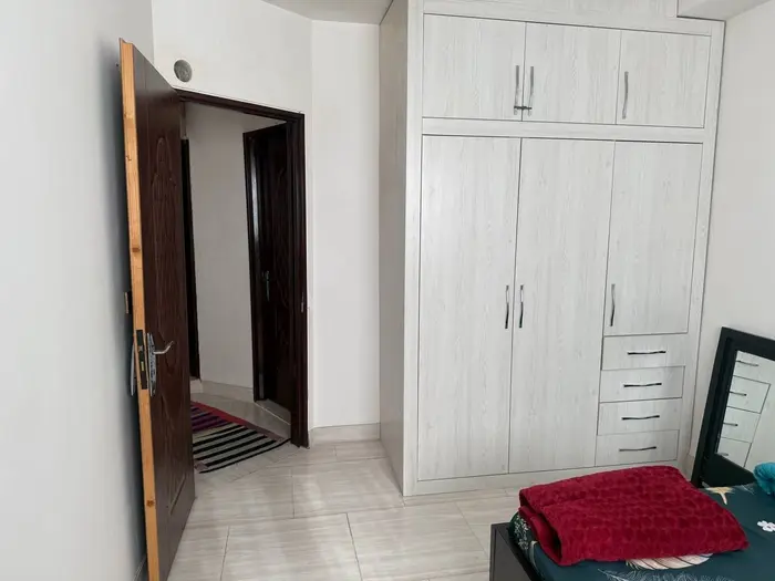 آپارتمان یک خوابه تازه ساخت و شیک سلطانی - کمد اتاق خواب