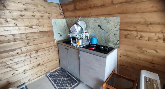 کلبه یک خوابه سوئیسی اشکان