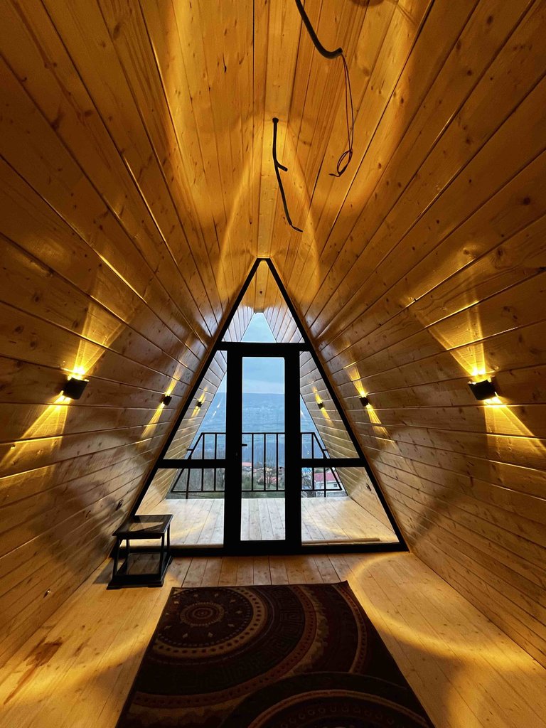 کلبه یک خوابه سوئیسی استخردار نیالا - انتخاب عنوان تصویر