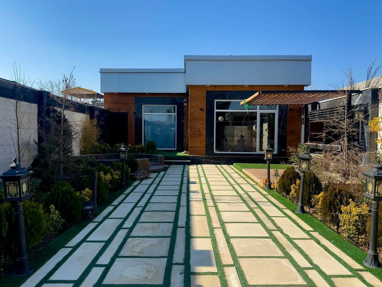 ویلا دوخوابه استخردار آبگرم لیلیوم 2