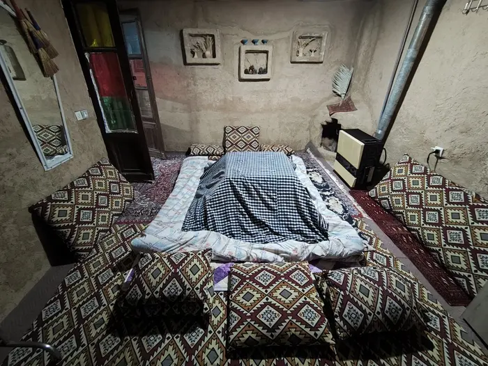 اقامتگاه سنتی فلت استخردار باغ دل نشین