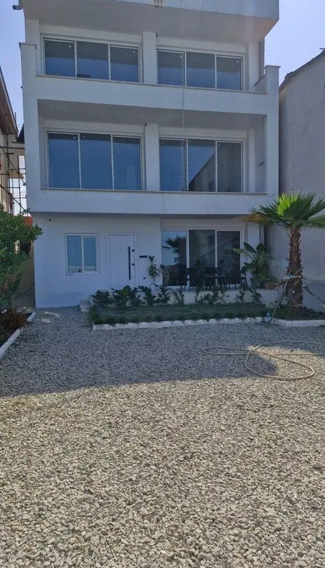 ویلا دوخواب ساحلی خزر