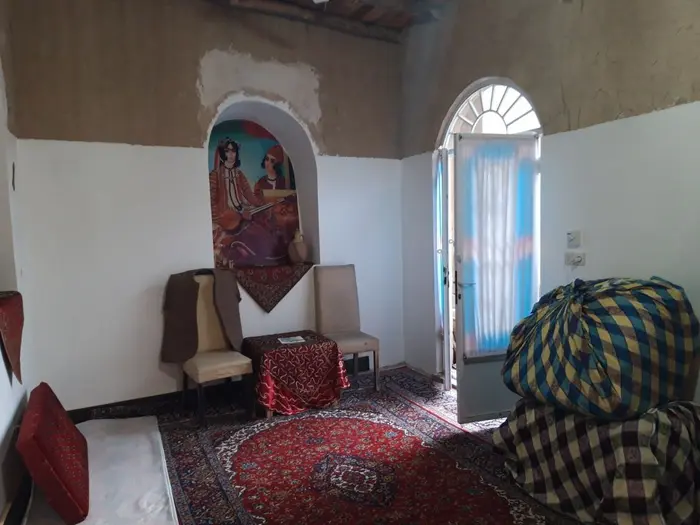 اقامتگاه سنتی باباخان - واحد آقا حسن خان - پذیرایی