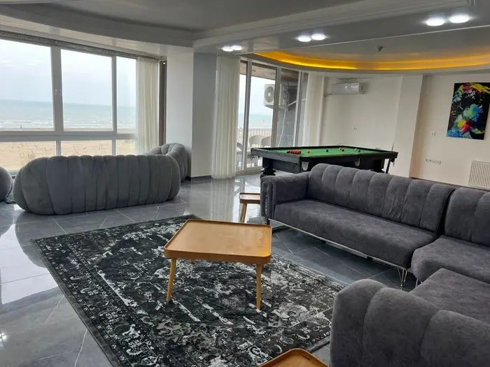 آپارتمان دوخوابه ساحلی سروناز