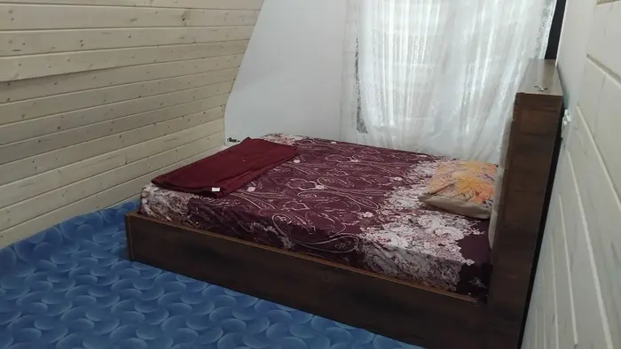 کلبه سه خوابه سوئیسی جنگل