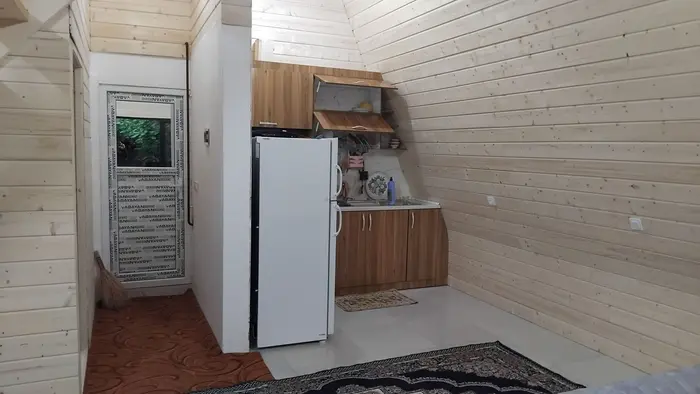 کلبه سه خوابه سوئیسی جنگل