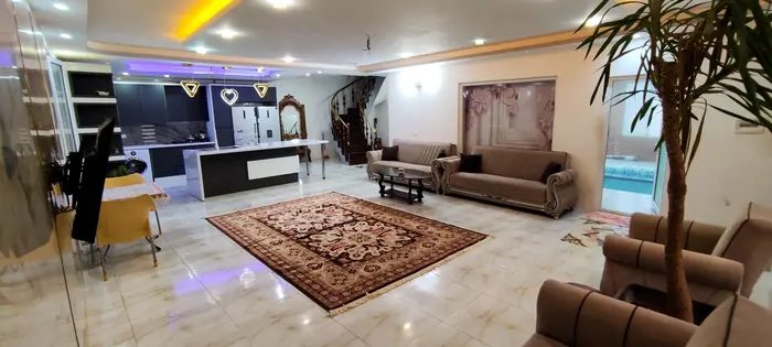 ویلا دوخوابه استخردار آبگرم دوبلکس باوقار