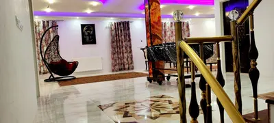 ویلا دوخوابه استخردار آبگرم دوبلکس باوقار