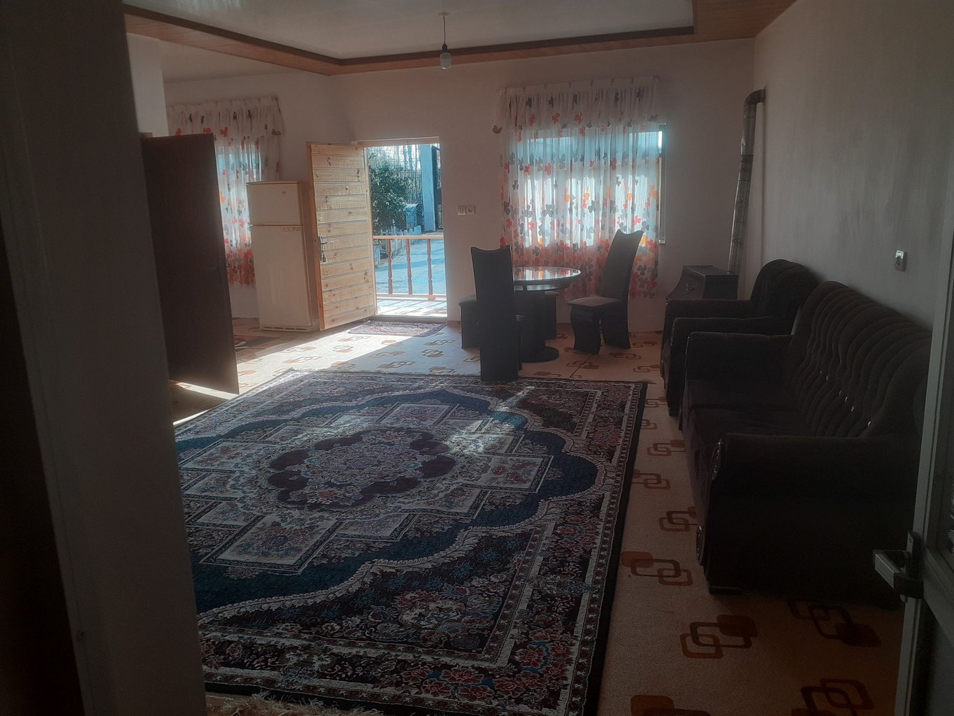 کلبه یک خوابه وحید 2