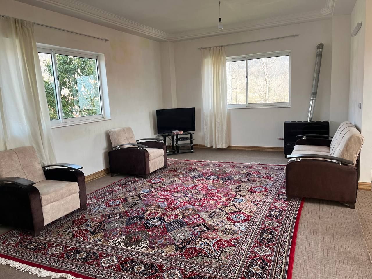 ویلا دوخوابه بابا کوروش واحد 1