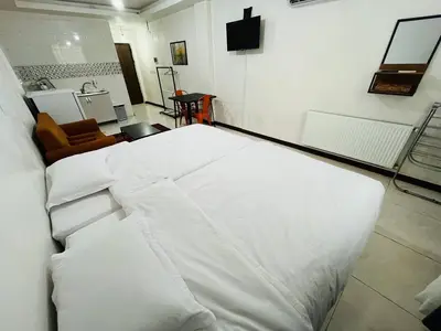 سوئیت فلت علوم و تحقیقات ۲ حصارک