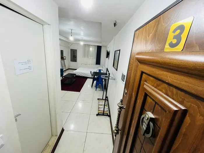 سوئیت فلت علوم و تحقیقات ۳ حصارک - ورودی واحد