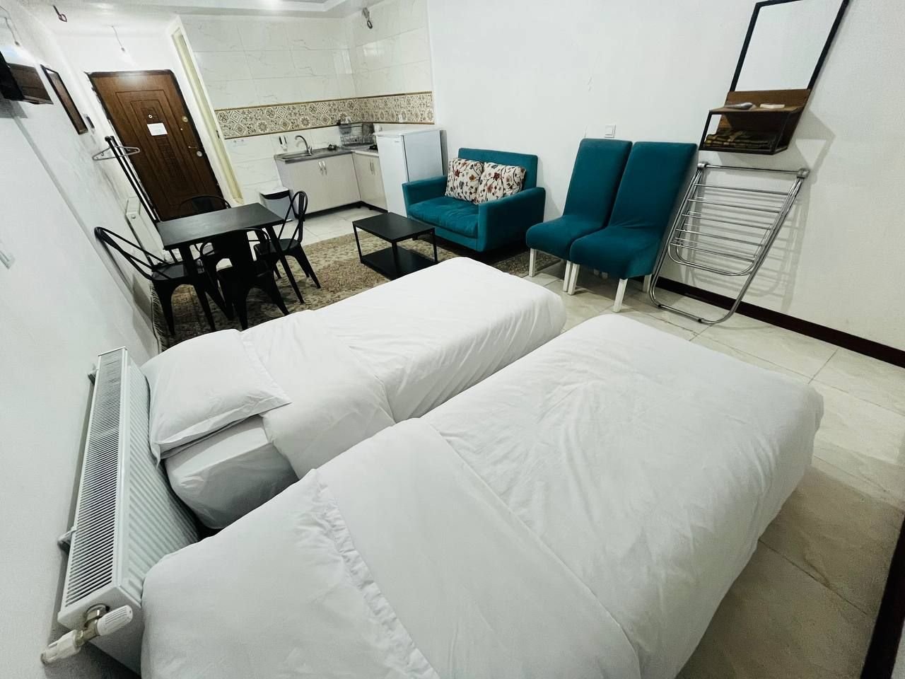 سوئیت یک خوابه علوم و تحقیقات ۹ حصارک