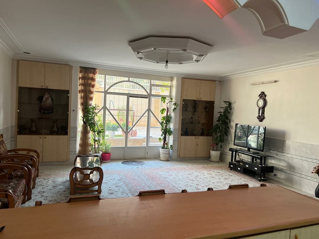 یک خوابه گلستان 10