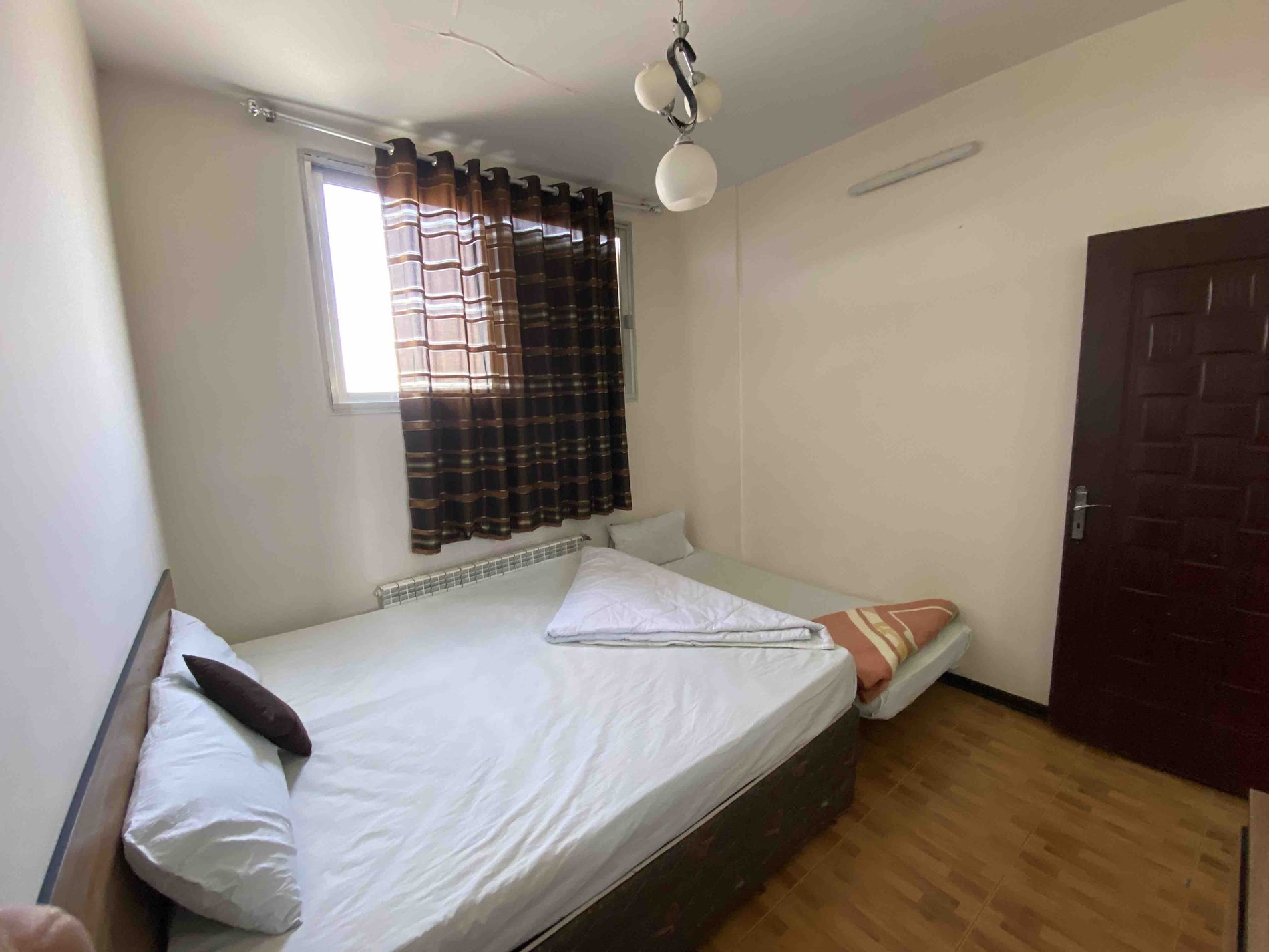 مسافرخانه آرمیا - واحد چهارتخته - ثبت اتاق