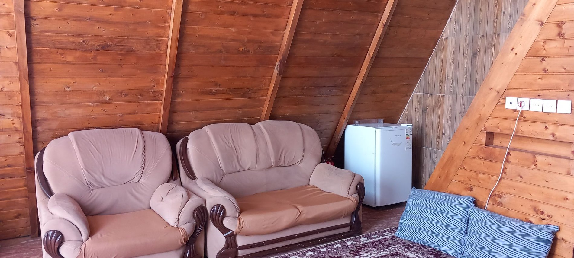 کلبه یک خوابه اونیسه