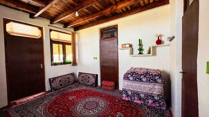 کلبه دوخوابه خانه اربابی - انتخاب عنوان تصویر