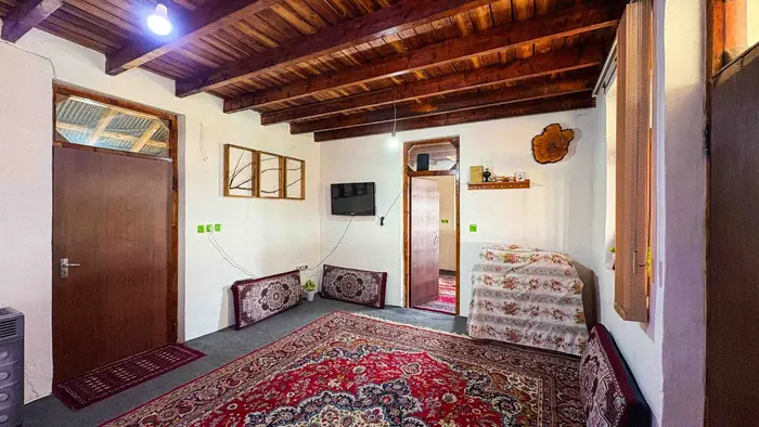 کلبه دوخوابه خانه اربابی - انتخاب عنوان تصویر