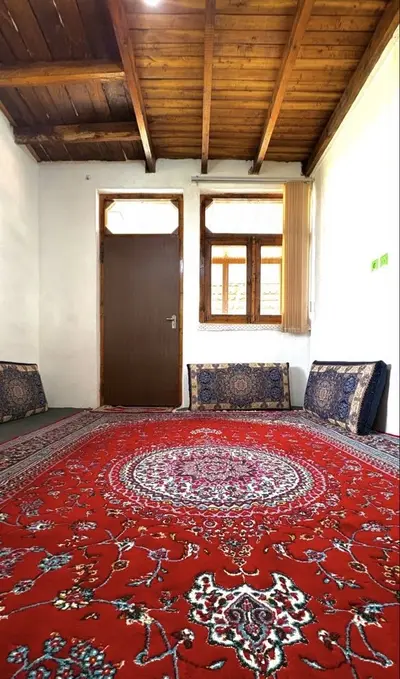 بومگردی ربابی - واحد بالاخانه