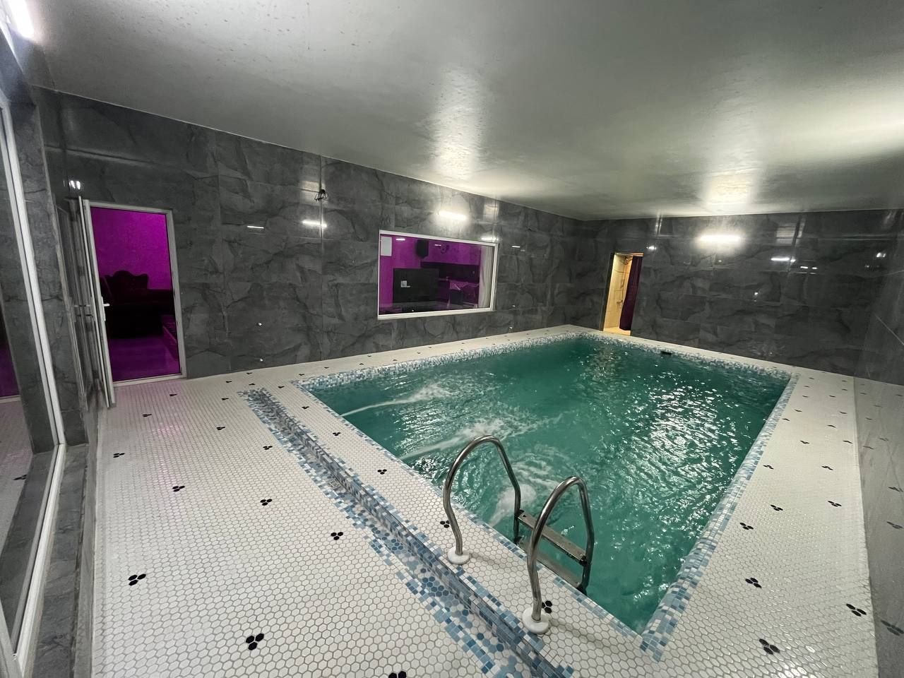 دوخوابه استخردار آبگرم باغستان 1