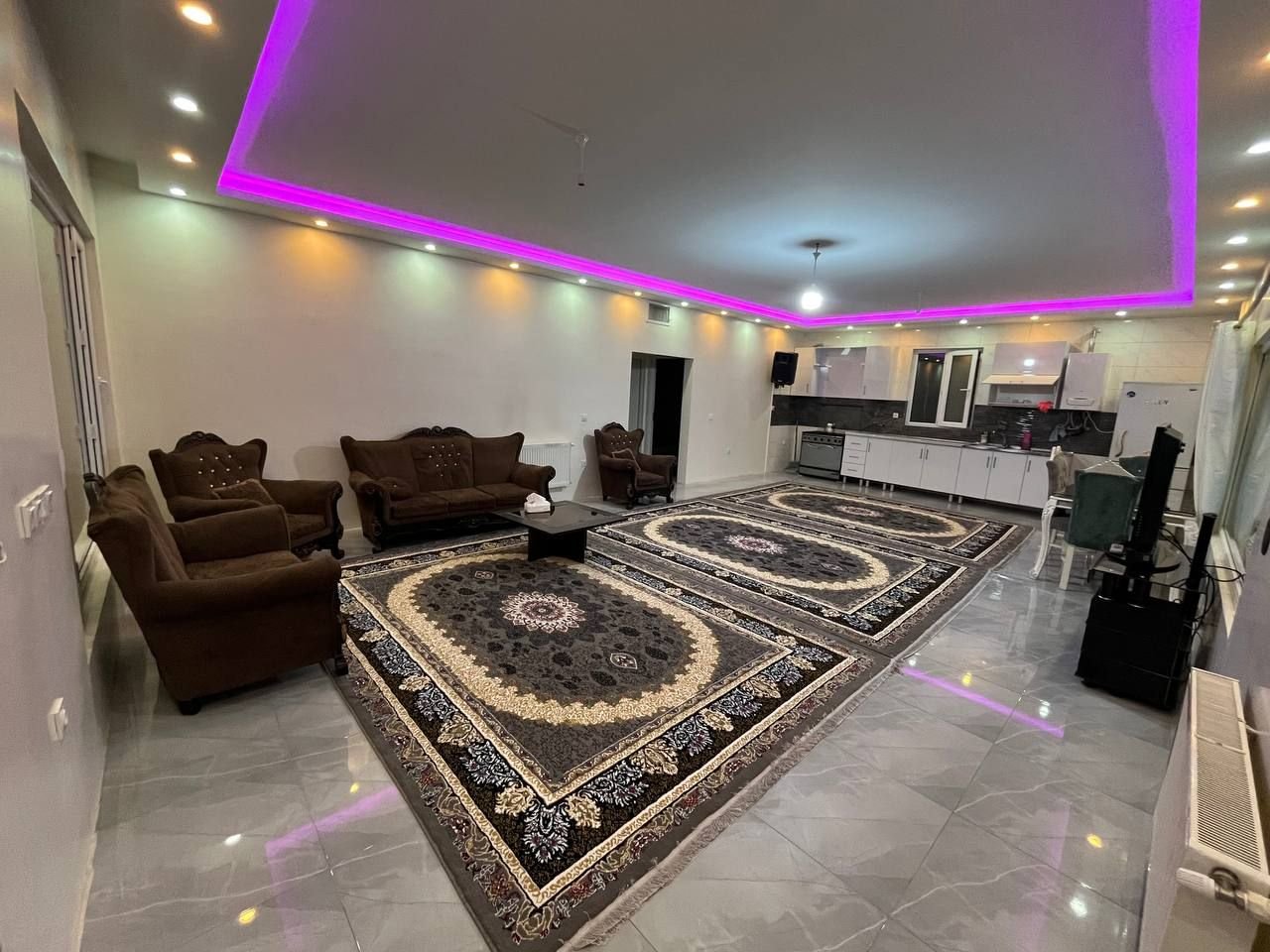 دوخوابه استخردار آبگرم باغستان 1