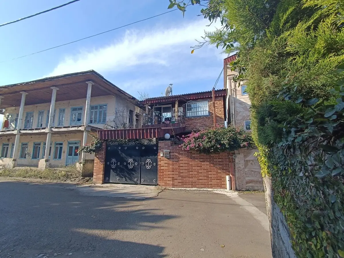 ویلا یک خوابه گل کاغذی 3