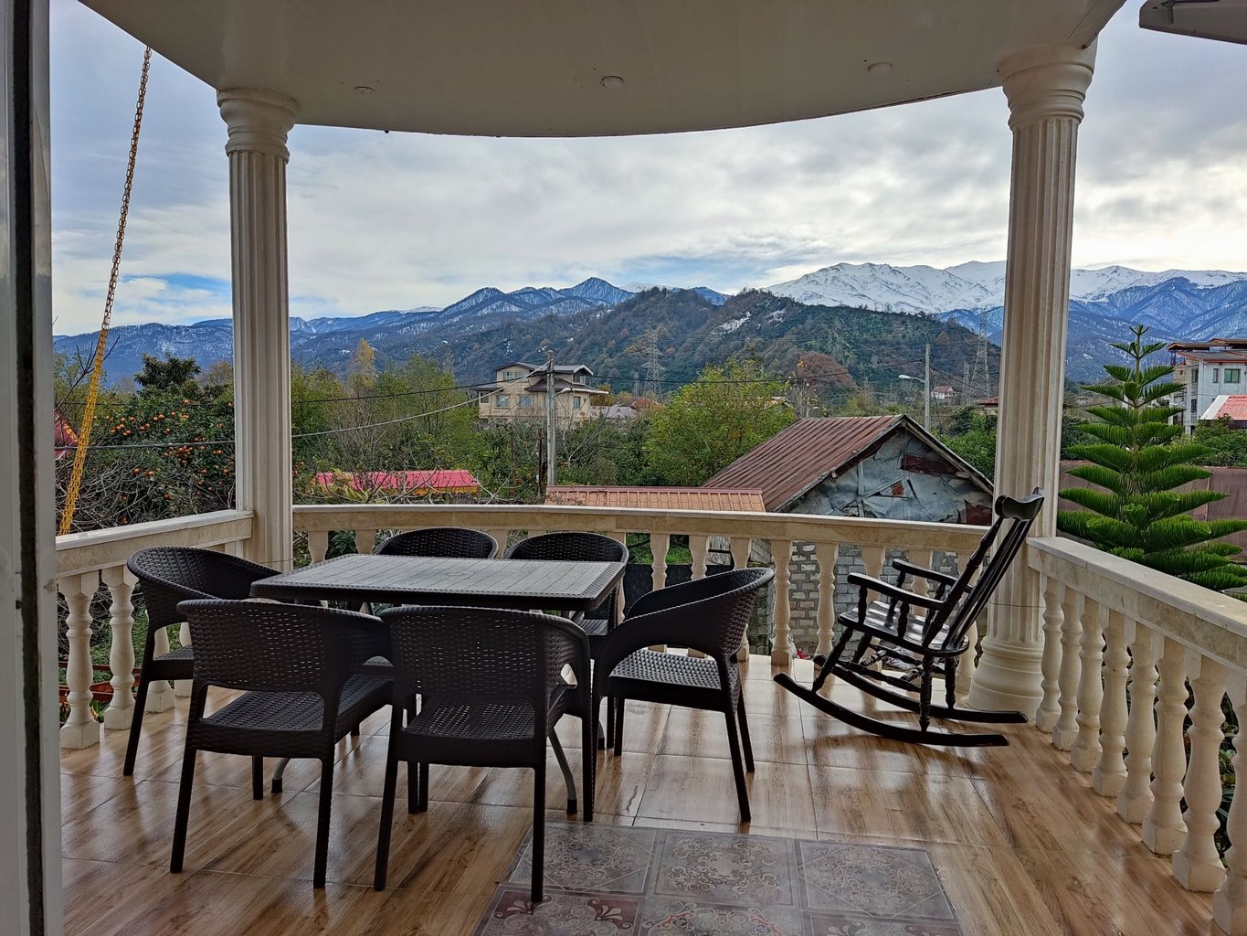 یک خوابه سرای گیل ماه