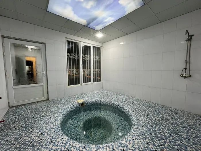 ویلا دو خوابه استخردار آبگرم سلین