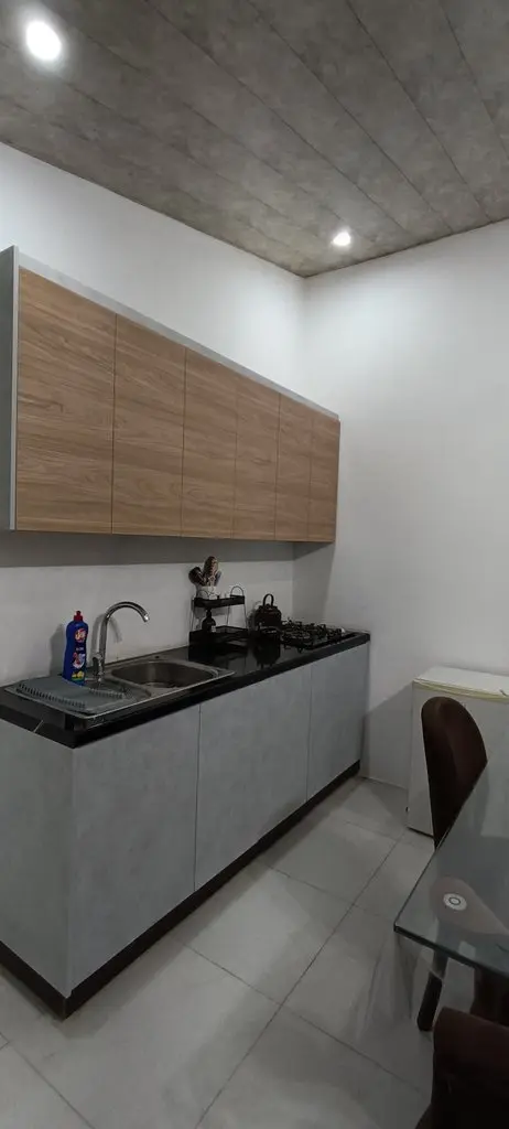 ویلا یک خوابه استخردار آبگرم قوی سفید