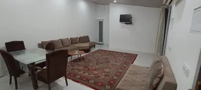 ویلا یک خوابه استخردار آبگرم قوی سفید