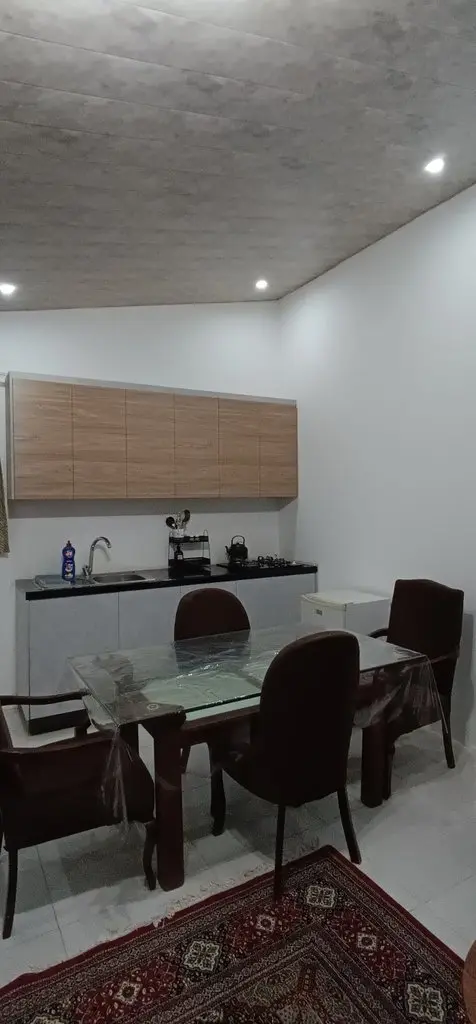 ویلا یک خوابه استخردار آبگرم قوی سفید