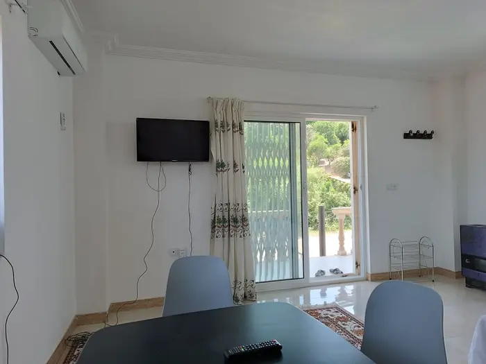 سوئیت فلت جنگلی لفور 1 - داخل سوئیت