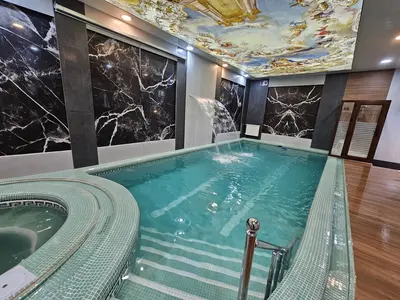 ویلا چهارخوابه استخردار آبگرم کاج 1