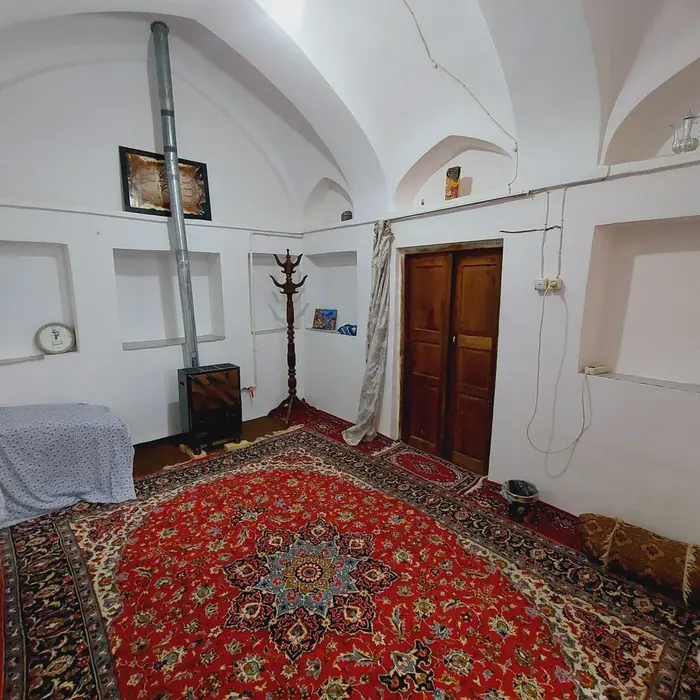 شمس العماره - واحد صد طاقچه