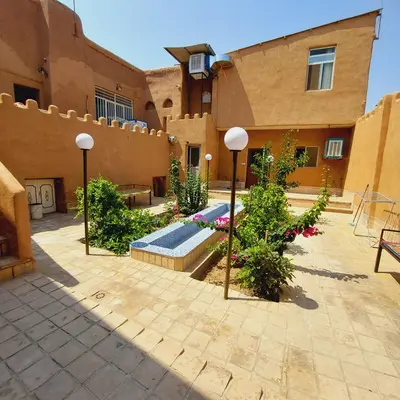 اقامتگاه سنتی شمس العماره - واحد سی طاقچه