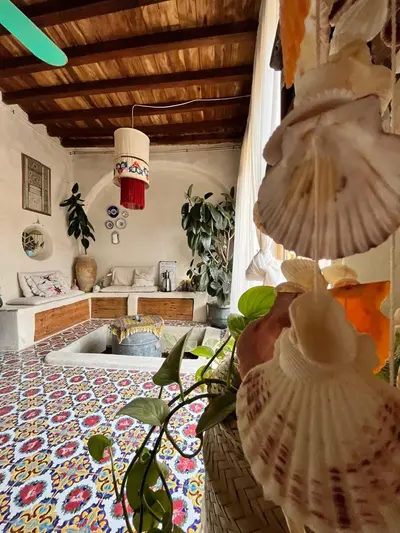 بومگردی ماتوسکا - واحد محبت