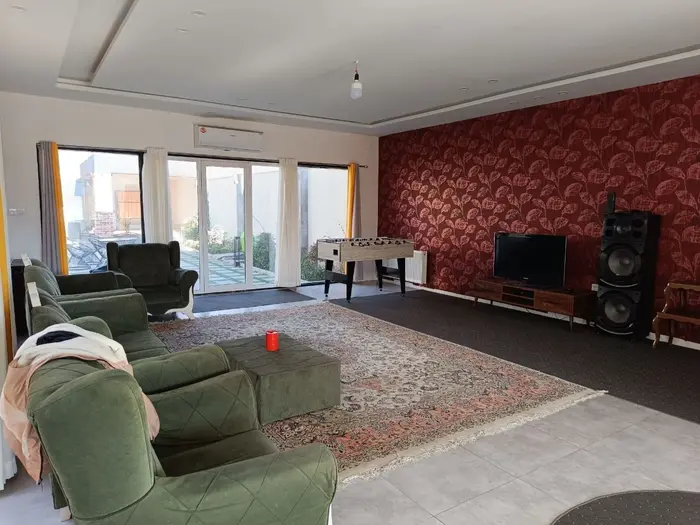 ویلا سه خوابه استخردار آبگرم علیزاده