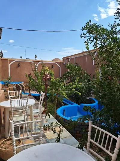 بومگردی عمارت عامری - واحد شاه‌نشین