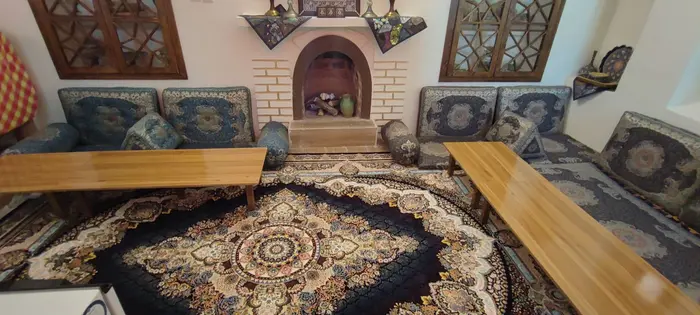 بوم گردی عمارت عامری - واحد شاه‌نشین