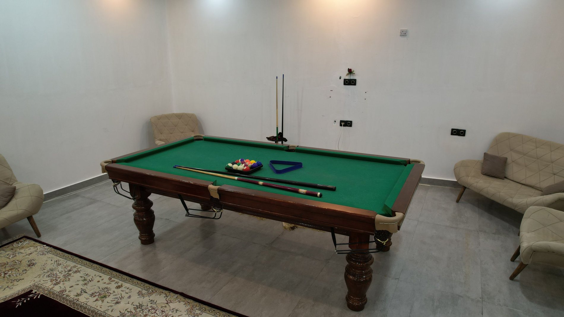 ویلا دوخوابه استخردار آبگرم رز گاردن