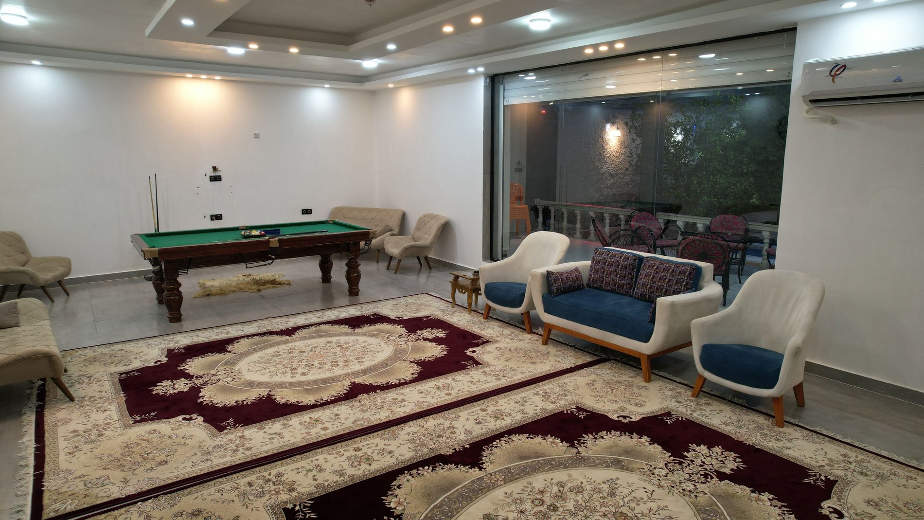 ویلا دوخوابه استخردار آبگرم رز گاردن