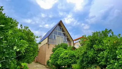 کلبه فلت سوئیسی اردیبهشت