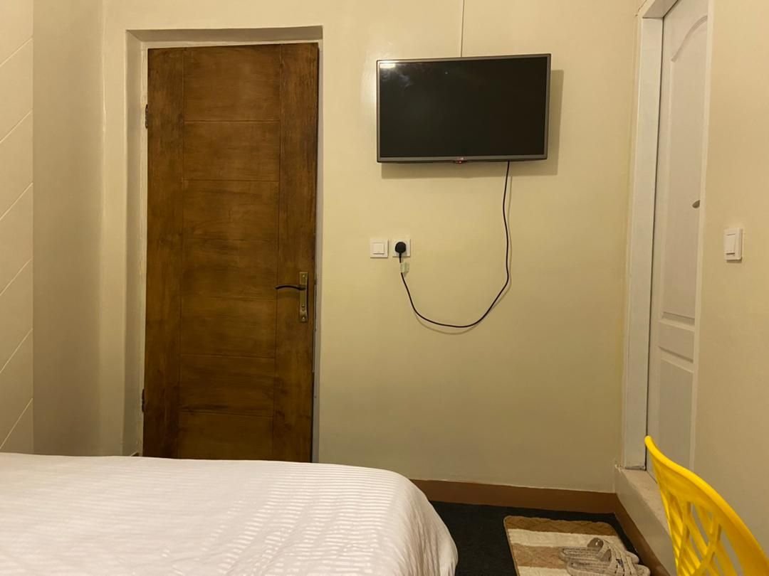 فلت یاس 202 فاطمی