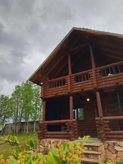 کلبه یک خوابه جنگلی وارش سقالکسار