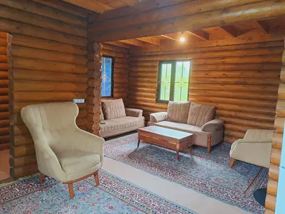 کلبه یک خوابه جنگلی وارش سقالکسار