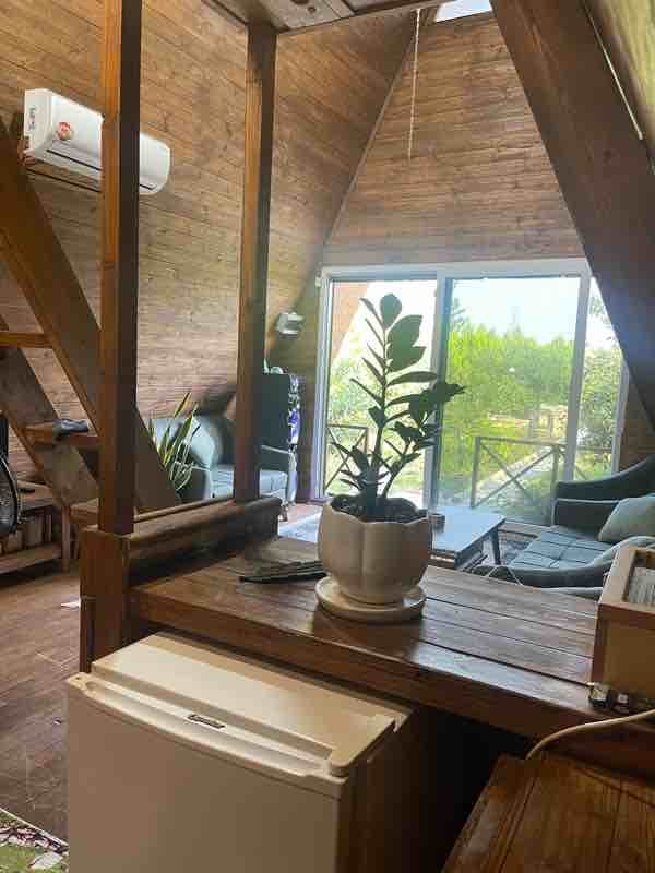 کلبه یک خوابه چوبي باغ سينا