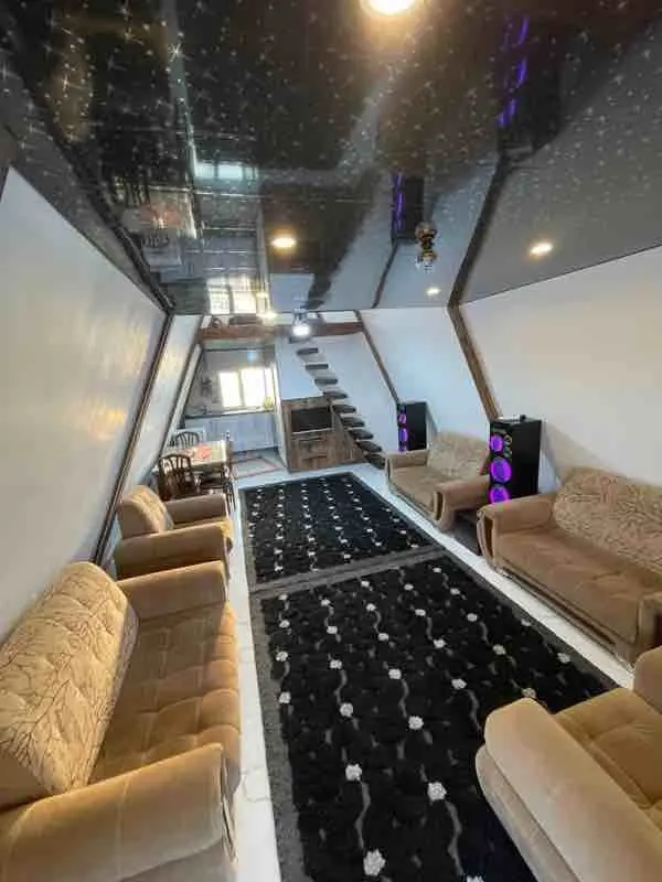 کلبه دوخوابه استخردار سوئیسی مقریکلا - انتخاب عنوان تصویر