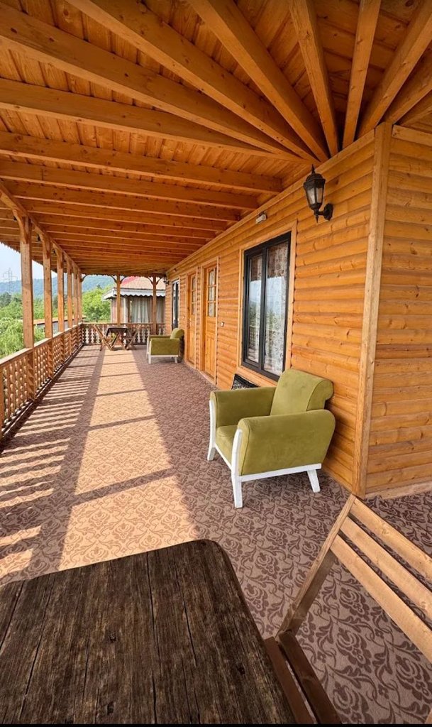 بوم گردی دیل وا - واحد درفک